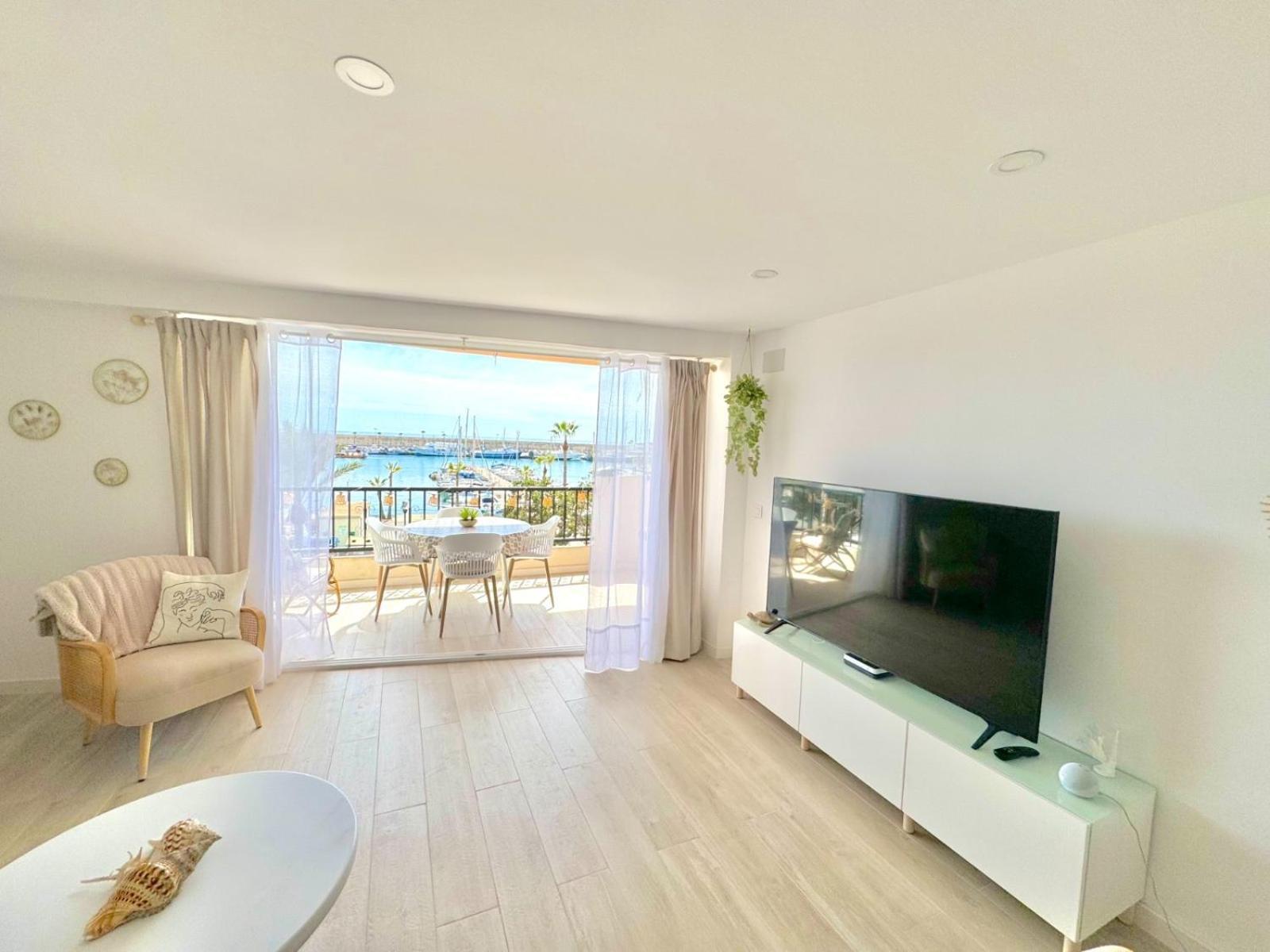Port Villajoyosa- Smoke Free Appartement