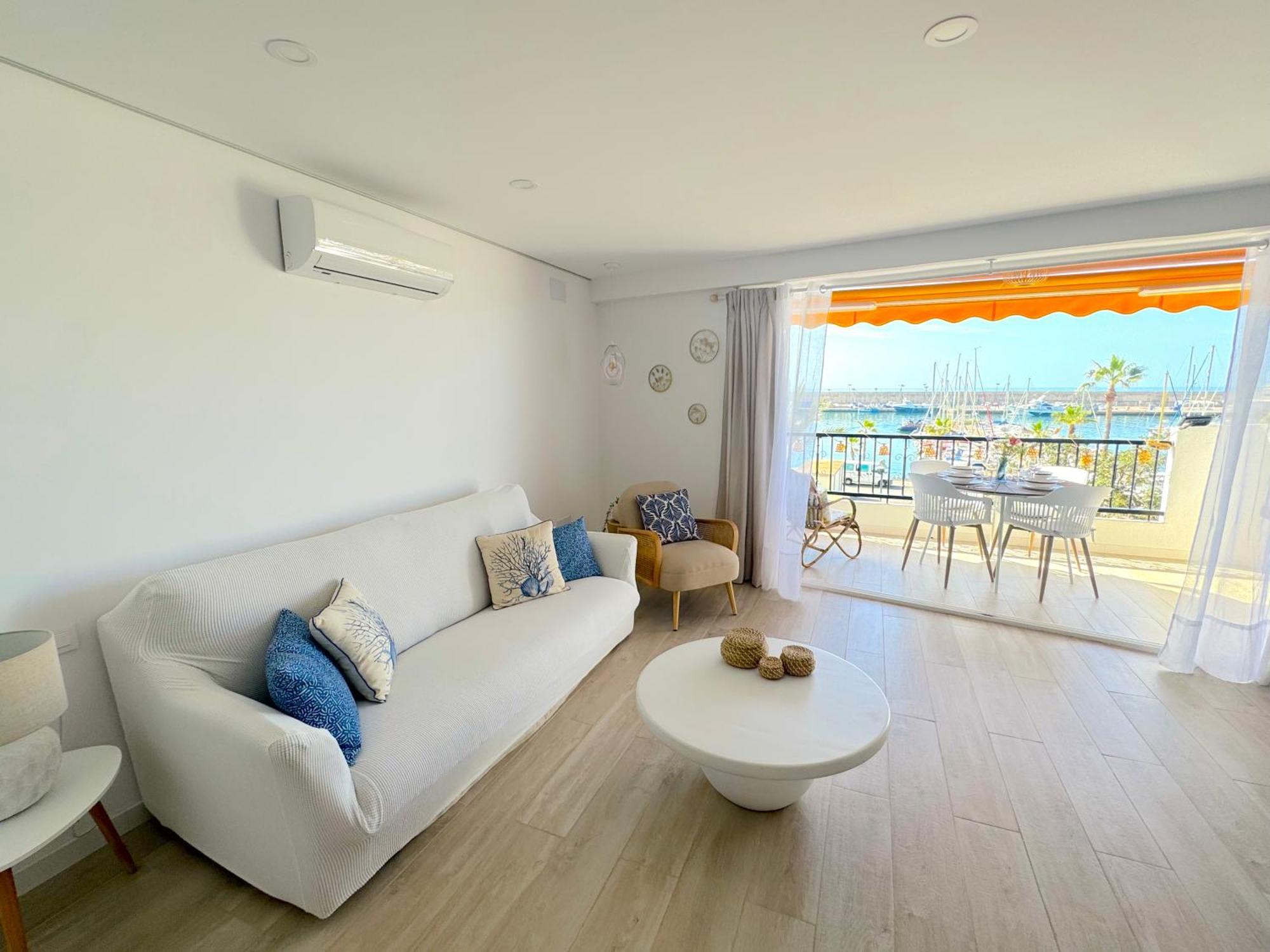 Port Villajoyosa- Smoke Free *